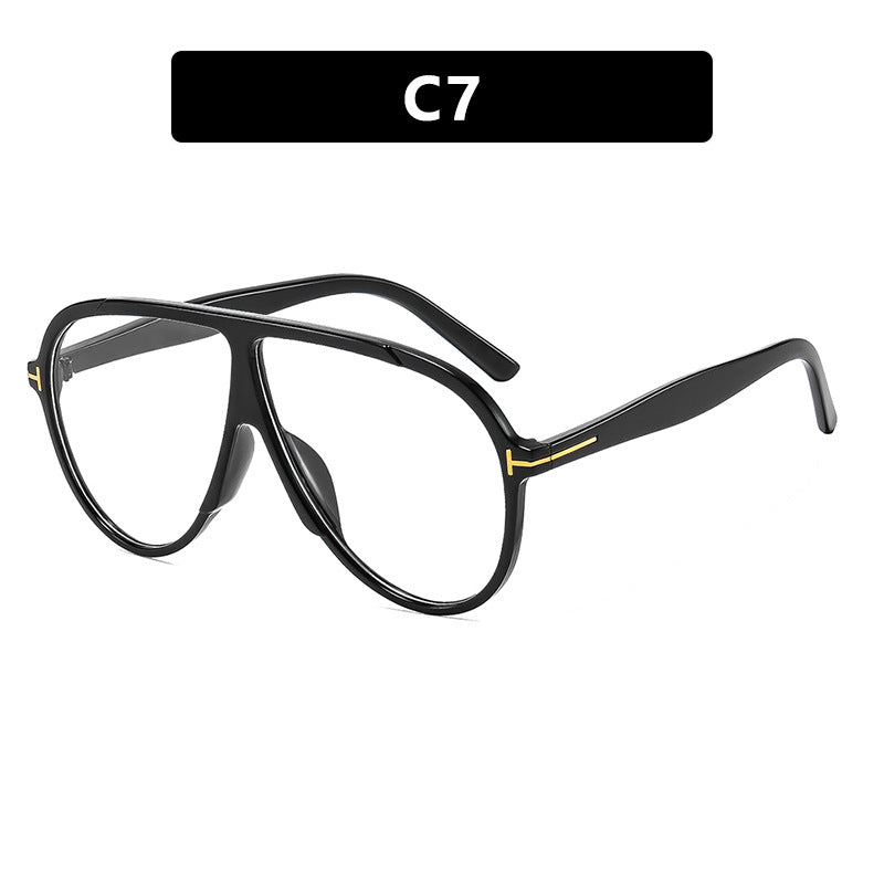 Dame moteriktig brille med stort trendy ramme Luvikno
