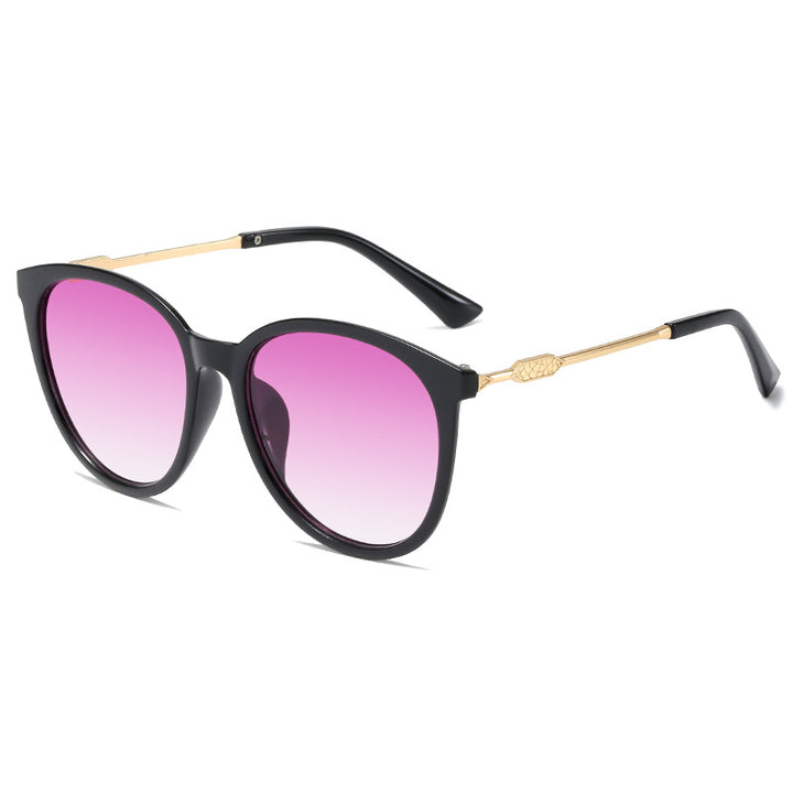 Dame Moderne Cat-Eye Solbriller med speilende glass Luvikno