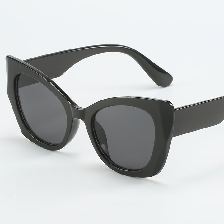 Dame Modische Cat-Eye Solbrille med elegant design Luvikno