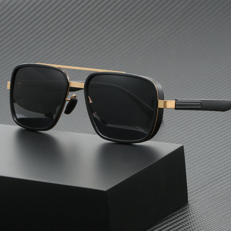 Dame elegant firkantet solbrille med høykvalitets metallramme Luvikno