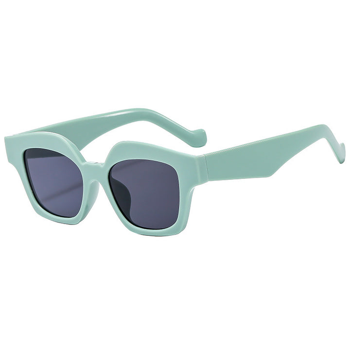 Dame designer solbrille i moderne skilpadde stil Luvikno