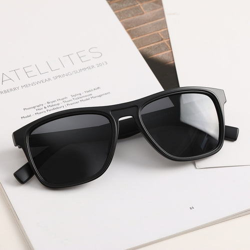 Dame moteriktig solbrille med ergonomisk design Luvikno