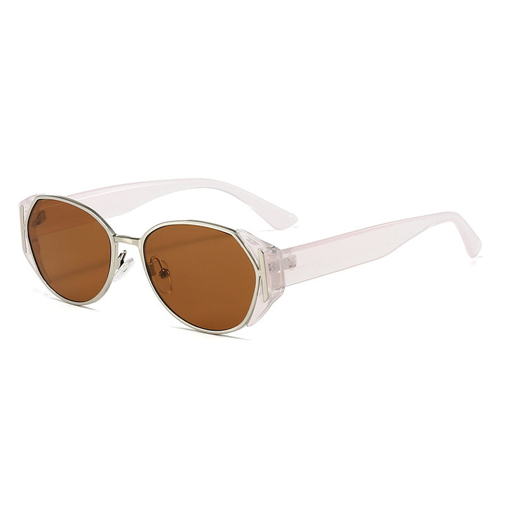 Dame moteriktig solbrille med markant ramme Luvikno