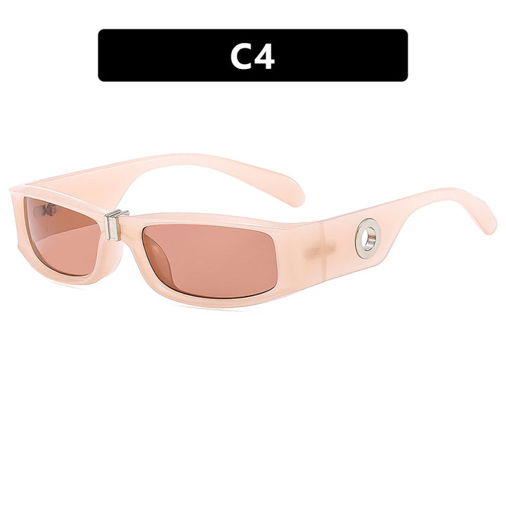 Dame moteriktig solbrille med beskyttende UV-filter og robust ramme Luvikno