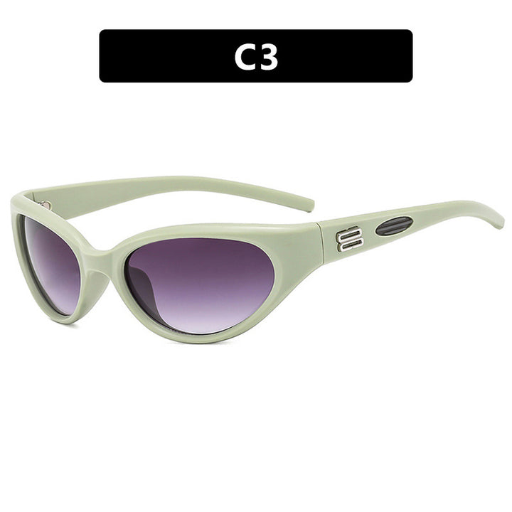 Damer ekstravagant solbrille med buet design Luvikno