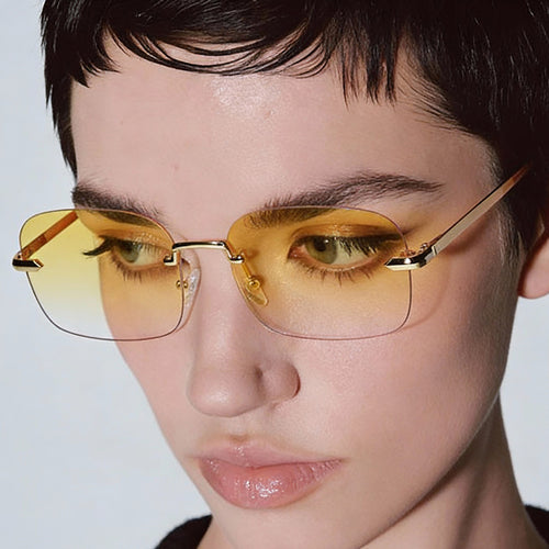 Dame Oversized solbriller med filigran metallramme Luvikno