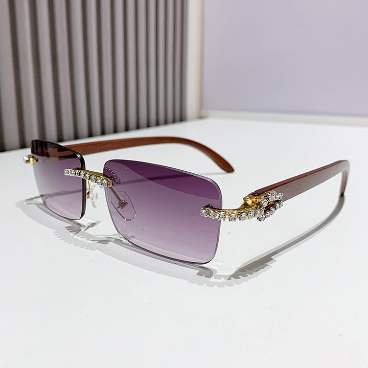 Dame elegant solbrille med unik ramme Luvikno