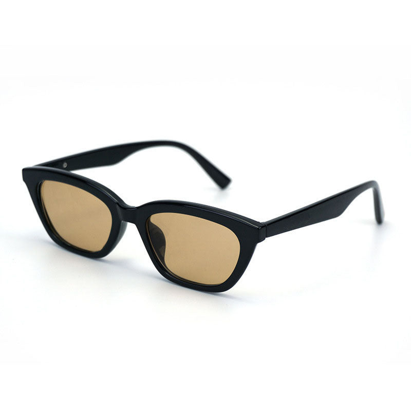 Damer Modische Cat-Eye Solbrille med elegant transparent ramme Luvikno