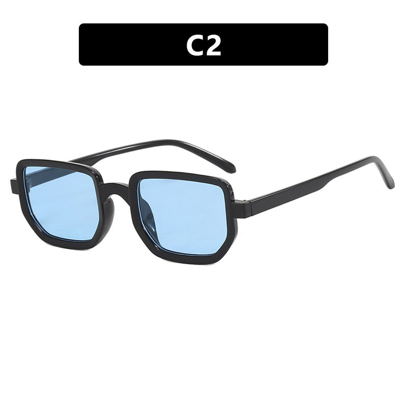 Dame geometrisk solbrille med moderne ramme og beskyttende glass Luvikno