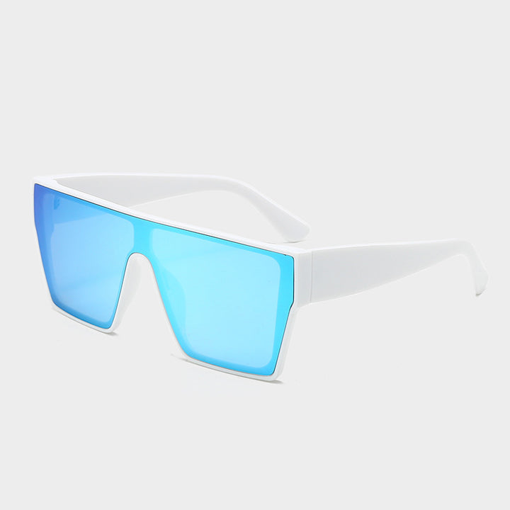 Dame moteriktig solbrille med kantede glass Luvikno