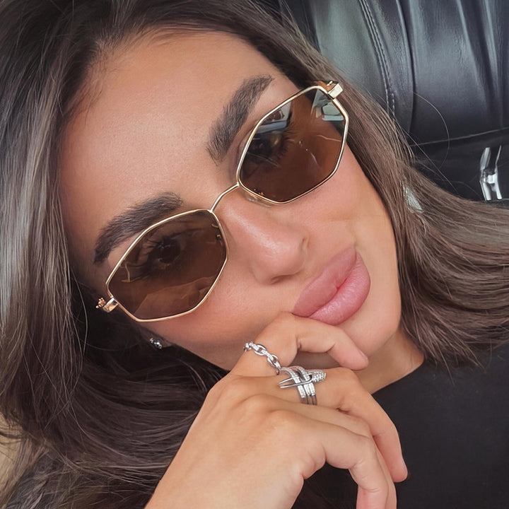Dame geometrisk solbrille med beskyttende UV-filter og high-end metallramme Luvikno