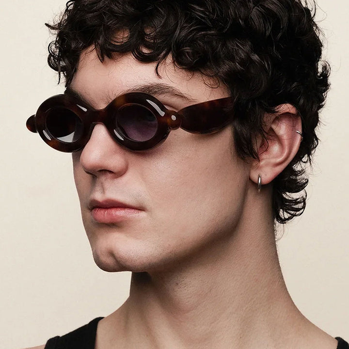 Dame solbrille i trendy retro-design med ovale glass Luvikno