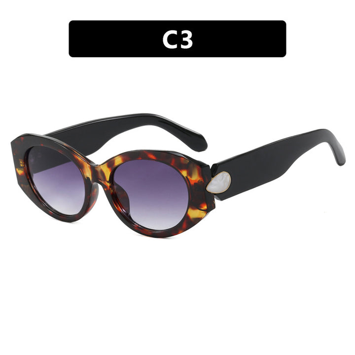 Dame elegant solbrille med stilige konturer Luvikno