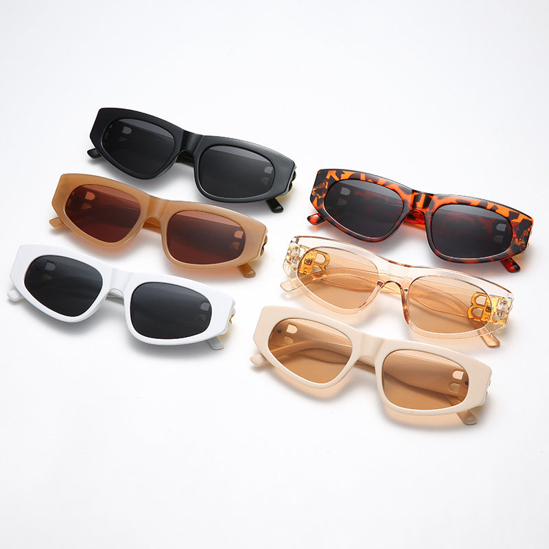 Dame Designer-solbrille med luksuriøse rammedetaljer Luvikno