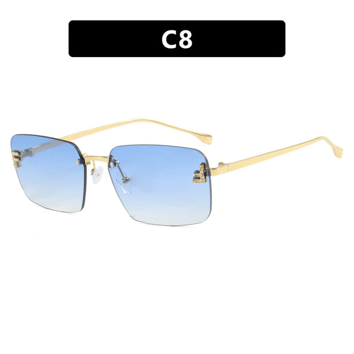 Dame kvadratisk solbrille med elegant gullramme og stilige linser Luvikno