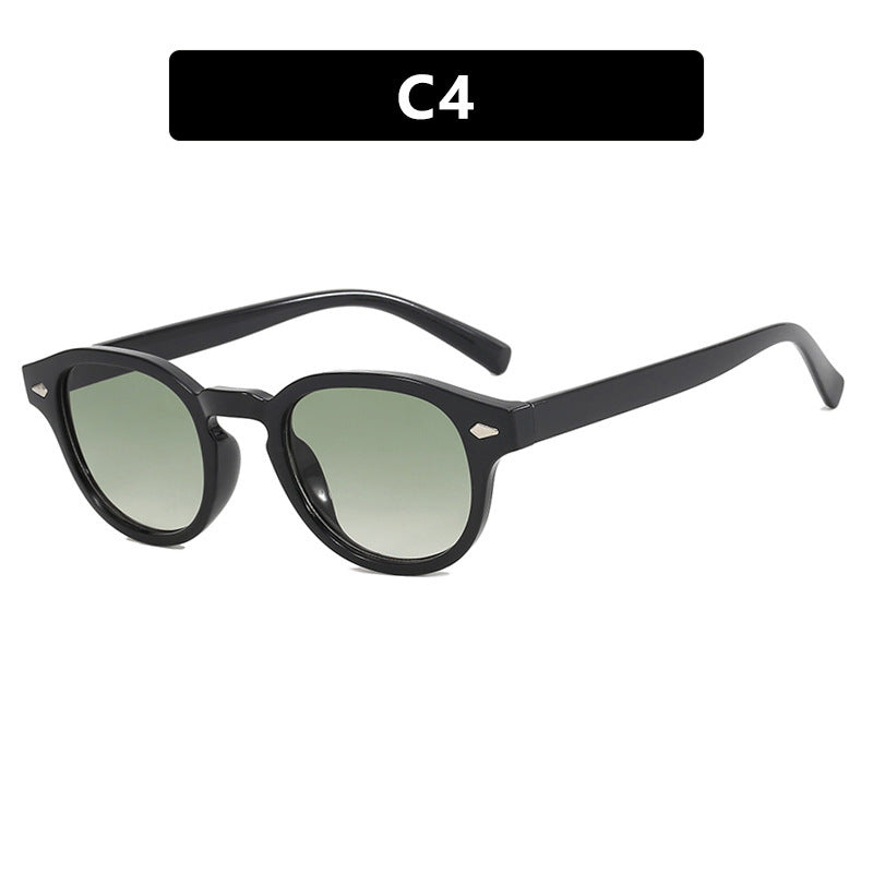 Dame moteriktig solbrille i elegant stil Luvikno