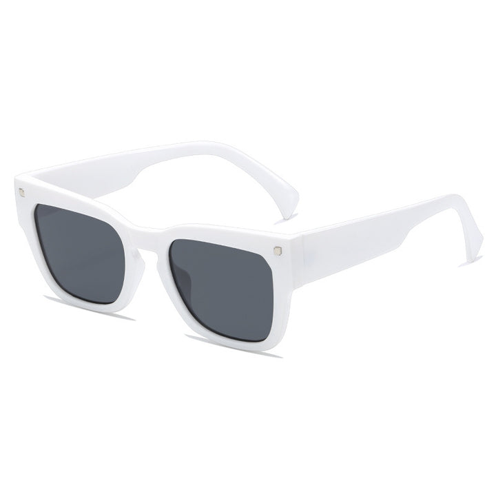 Dame moteriktig solbrille i trendy kvadratisk design Luvikno