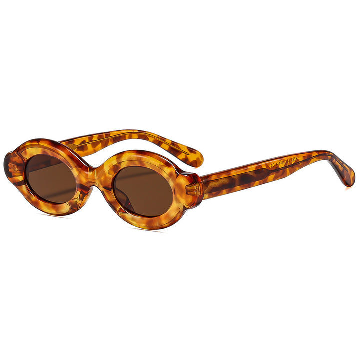 Dame moteriktig solbrille med unikt design Luvikno