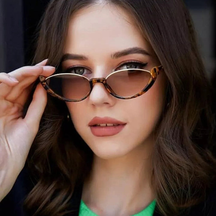 Dame elegant solbrille i stilfull kattøye-design Luvikno