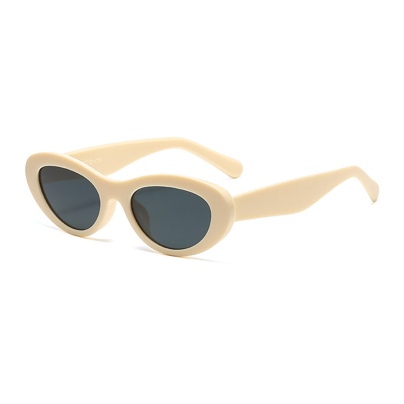 Dame moteriktig solbrille i elegant cat-eye stil Luvikno