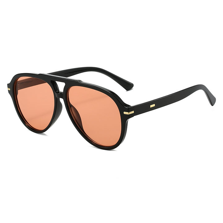 Dame moteriktig solbrille med stilig skilpadde-ramme Luvikno