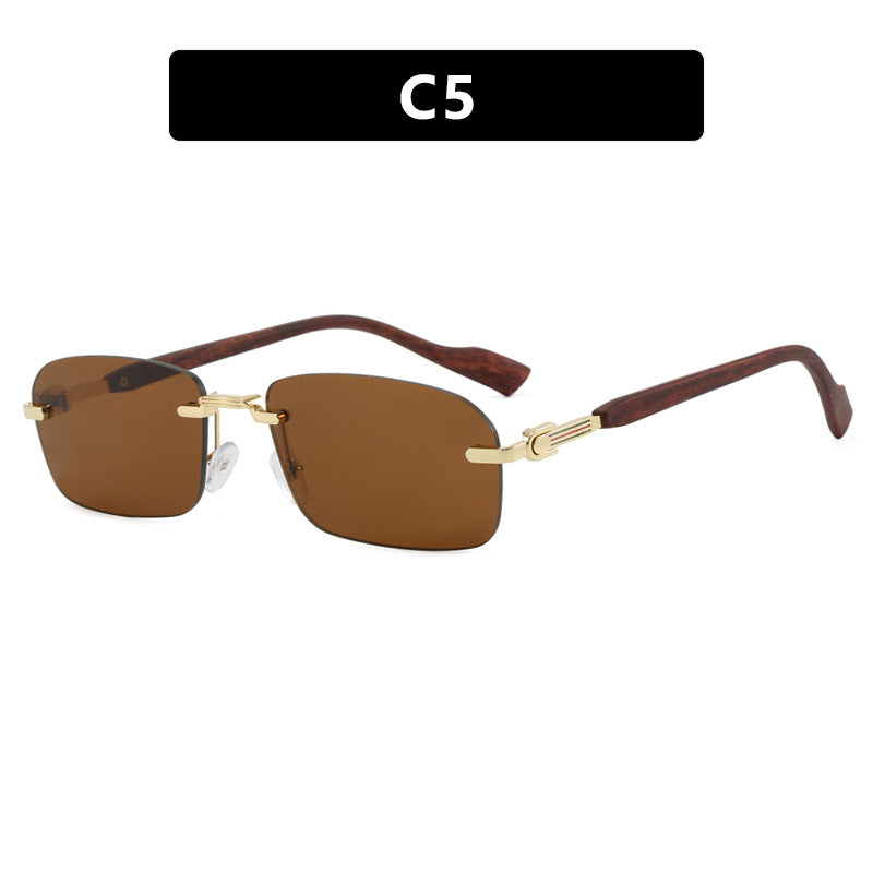 Dame solbrille med elegant metallramme og stilige tre detaljer Luvikno