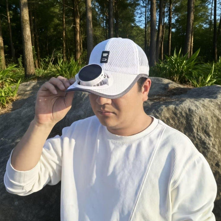 Solcelledrevet baseballcap med avtakbar solfanne og pustende honningkake stoff Luvikno