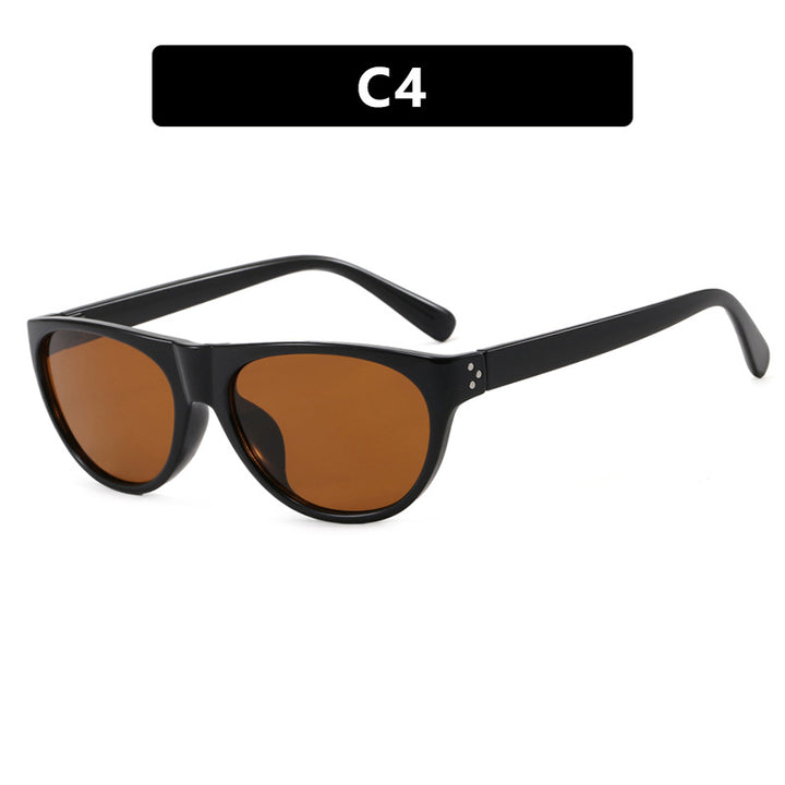 Dame moteriktig optisk brille med elegant kattøye-design Luvikno