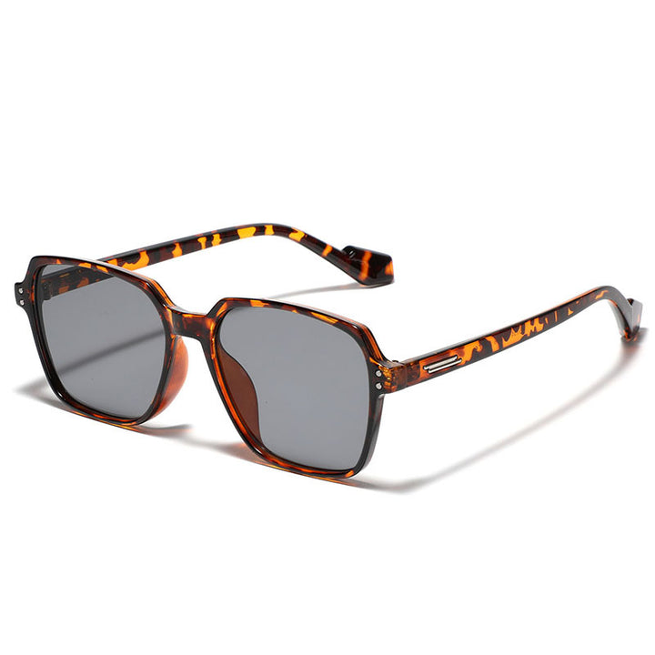 Dame kvadratisk solbrille med moderne plastikkramme og polariserte linser Luvikno