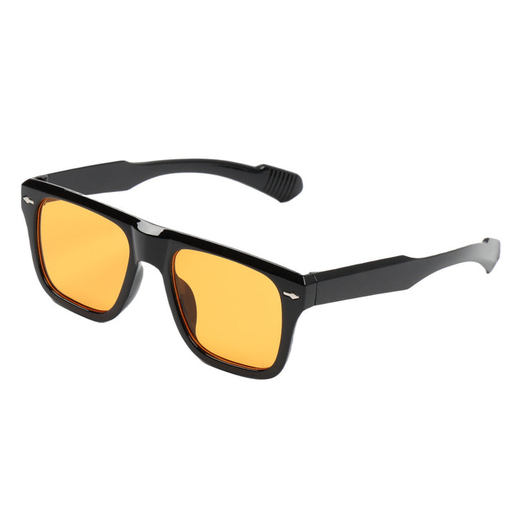 Dame stilig solbrille i moderne oversized-design Luvikno