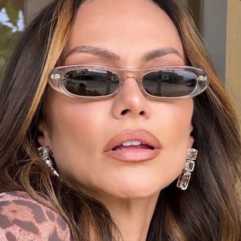 Dame moteriktig solbrille i elegant cat-eye stil Luvikno