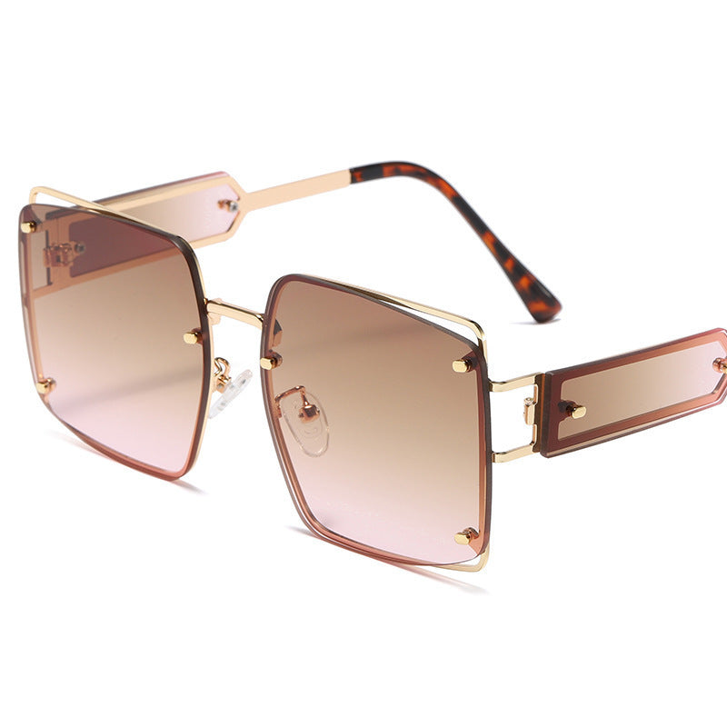 Damer elegante oversized solbriller med markant geometrisk design Luvikno
