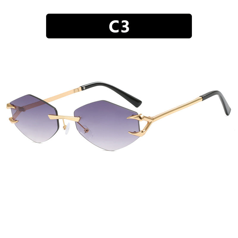 Damer geometrisk designer-solbrille med fremragende metallramme Luvikno
