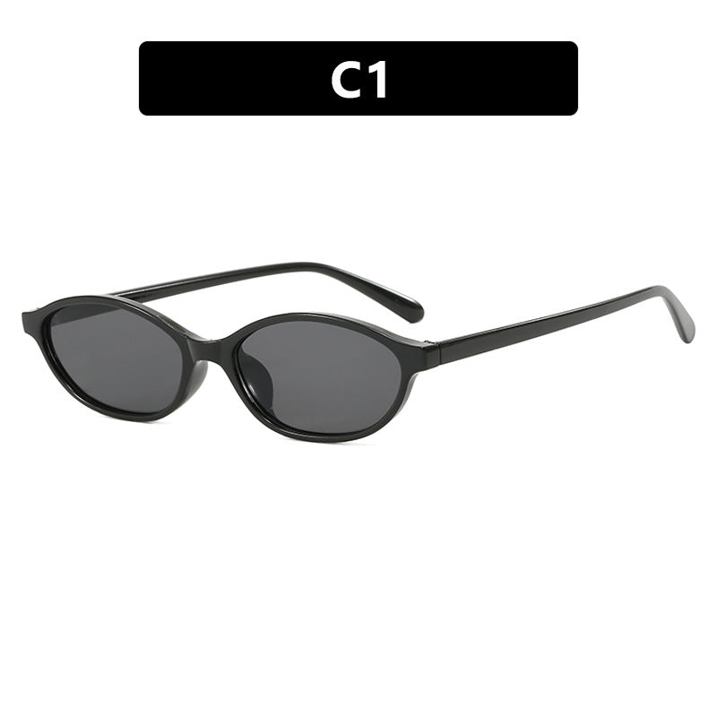 Dame moteriktig solbrille med elegant oval ramme og UV-beskyttelse Luvikno