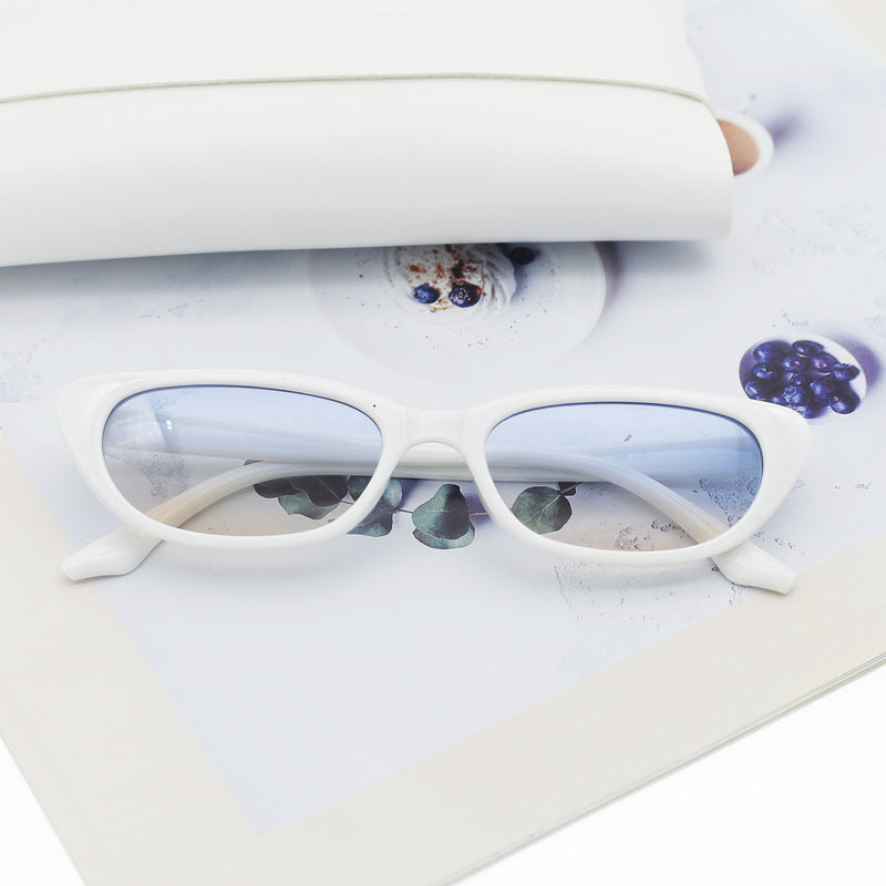 Dame Cat-Eye solbriller med eksklusiv design Luvikno