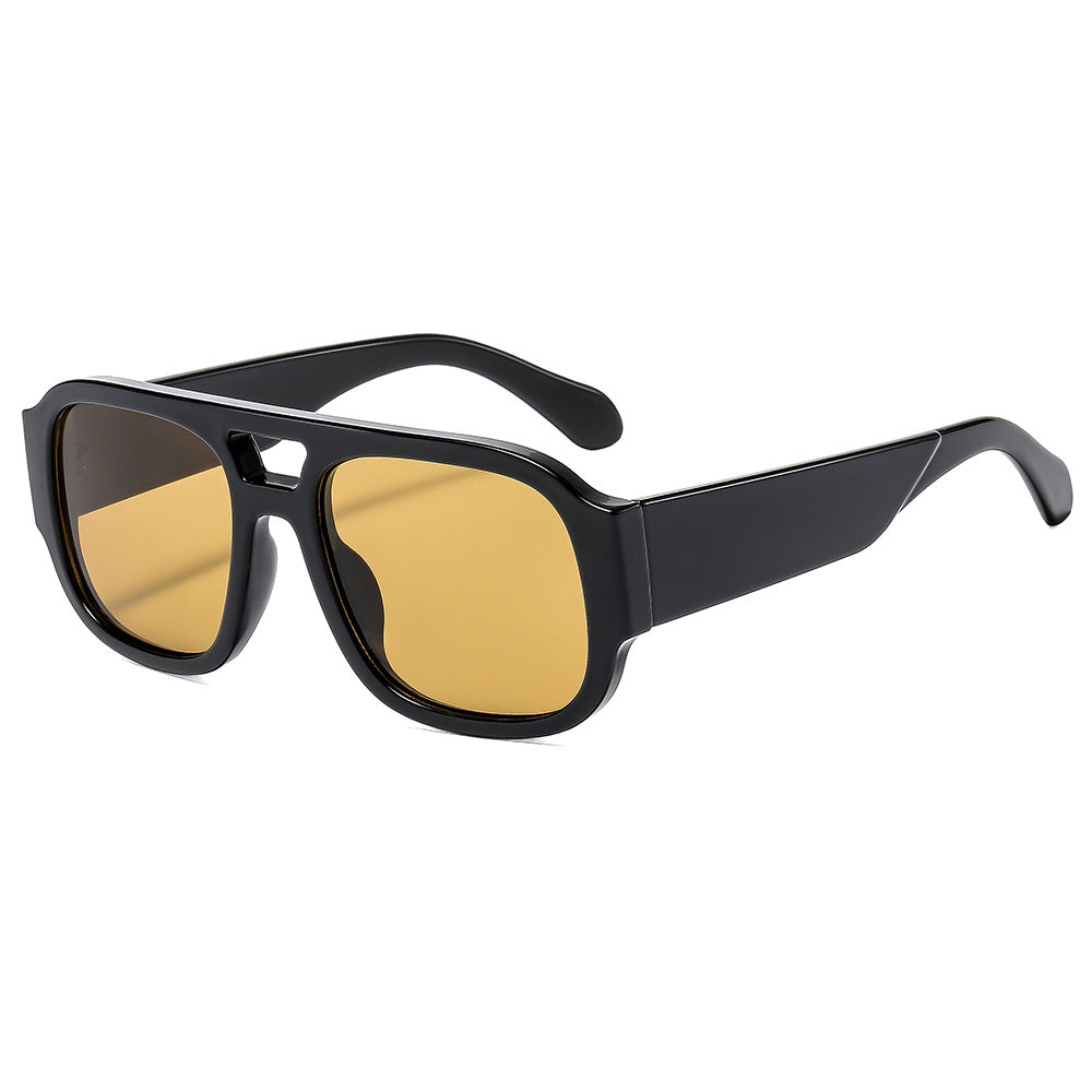 Dame Sporty solbriller i moderne design med praktisk UV-beskyttelse Luvikno