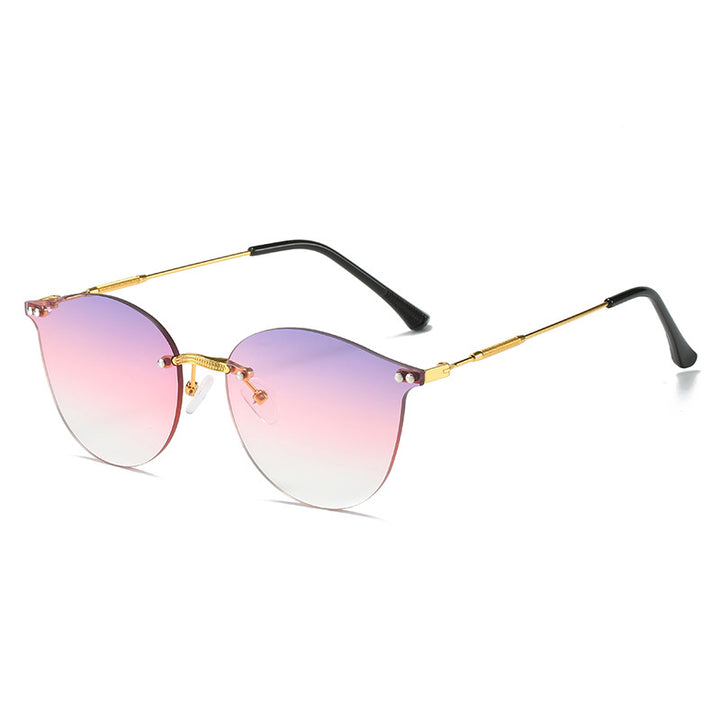 Dame moteriktig solbrille med innovativ metallramme og fleksibel nesestøtte Luvikno