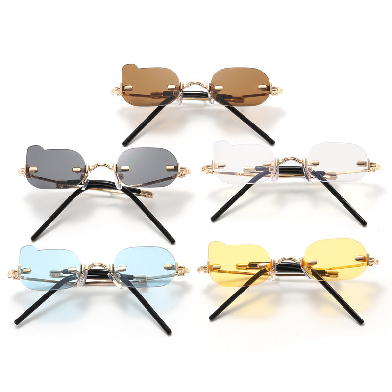 Damer eksklusiv modisk solbrille med glinsende metallramme Luvikno