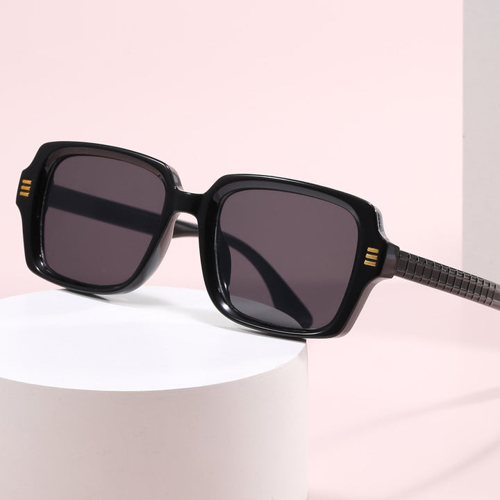 Dame trendy firkantet solbrille med strukturert ramme Luvikno