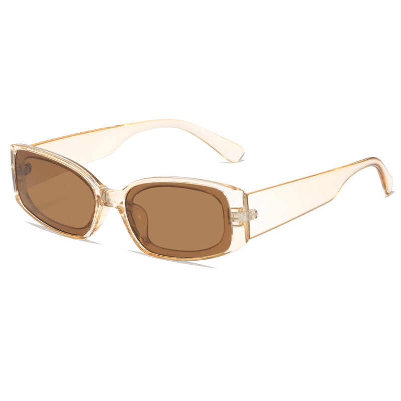 Dame moteriktig solbrille i futuristisk design Luvikno
