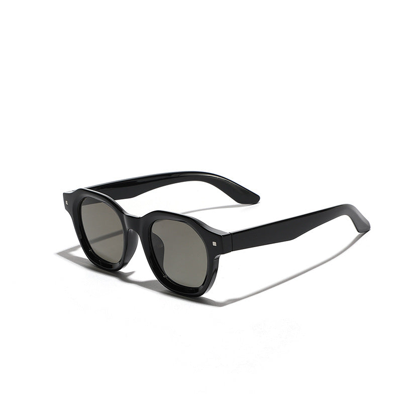 Dame moteriktig rektangulær brille Luvikno