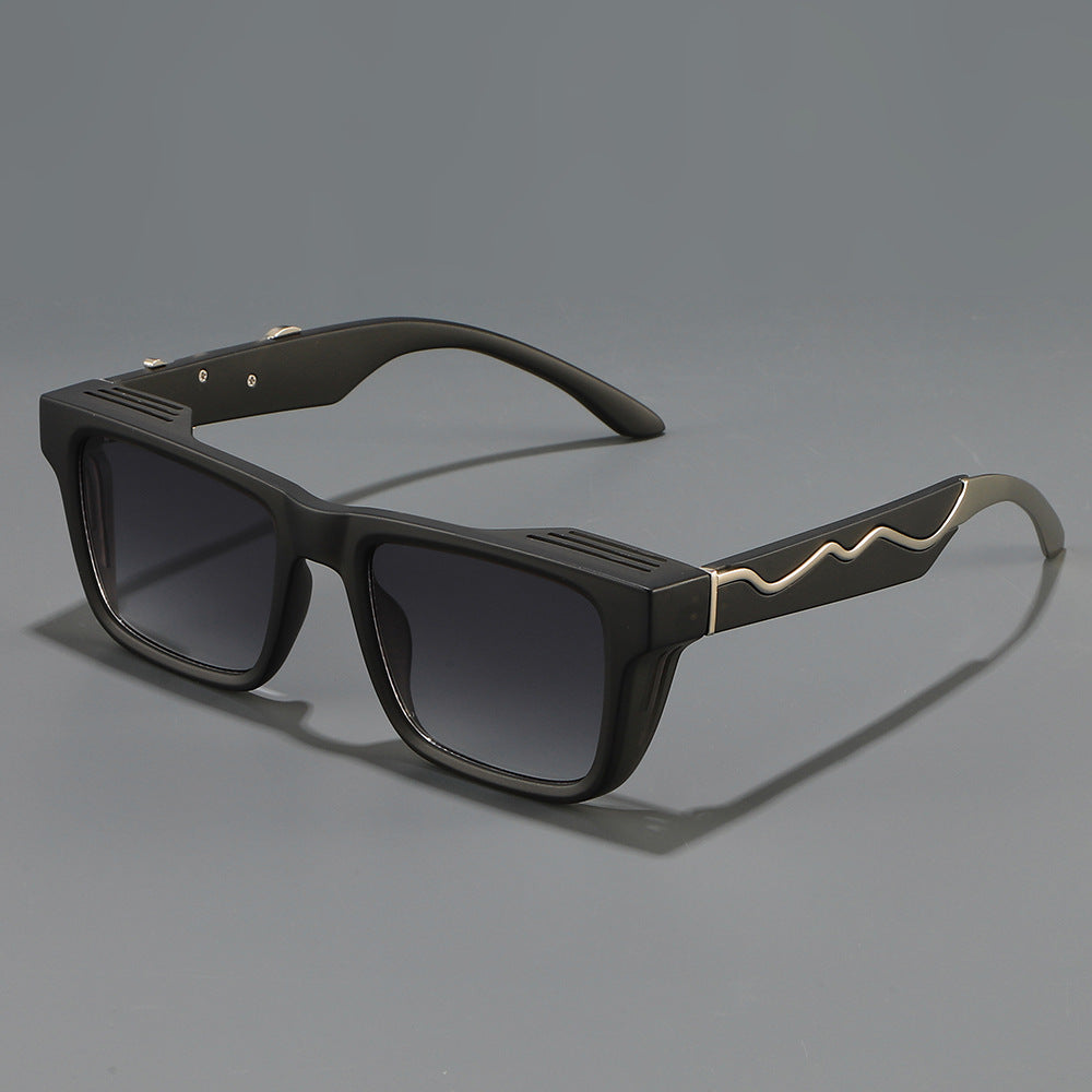 Dame trendy solbriller i markant, firkantet design Luvikno