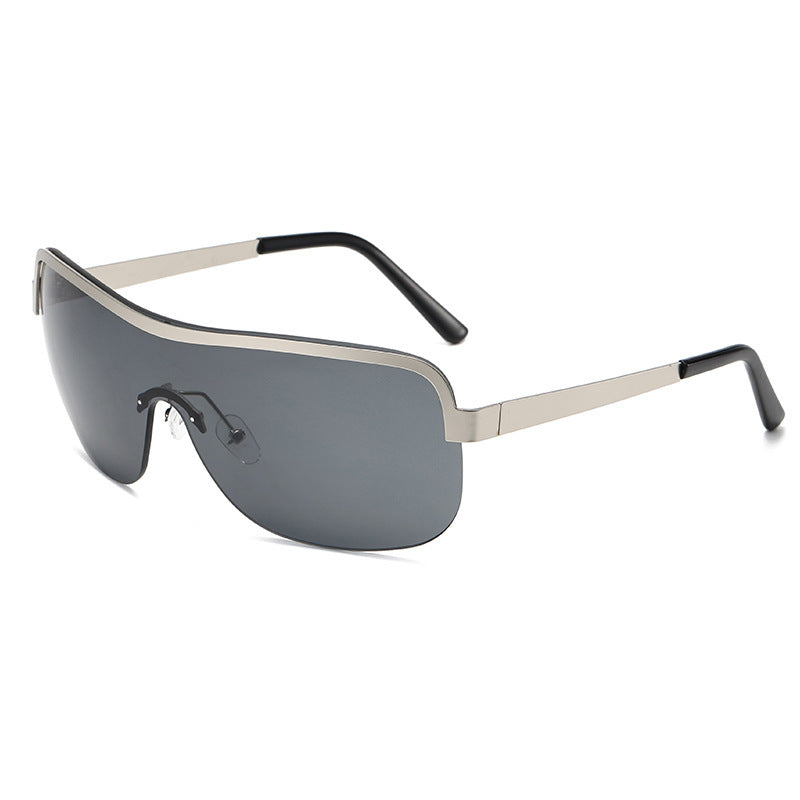 Dame futuristisk solbrille med elegant minimalistisk design Luvikno