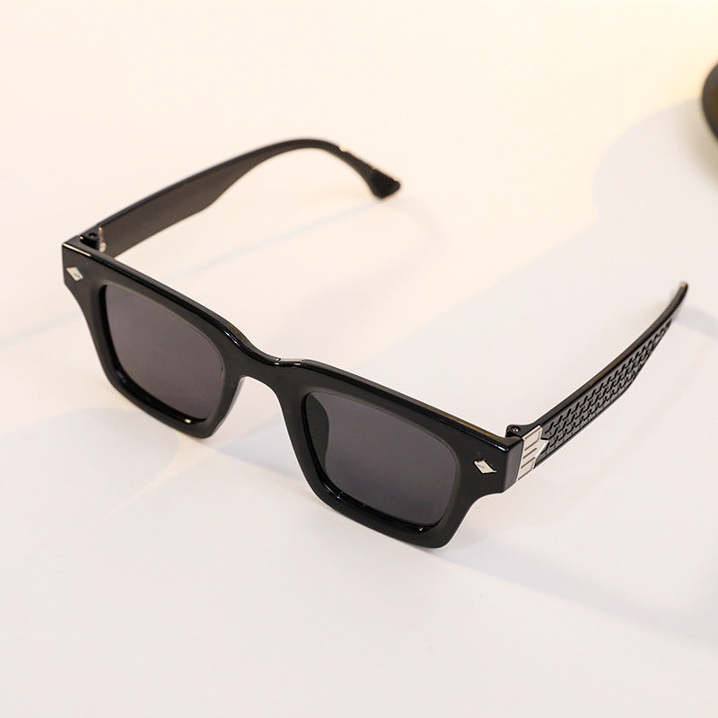 Dame moteriktig lesebrille med ergonomisk design Luvikno