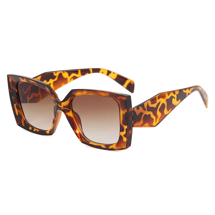 Damer Ekstraordinær Oversized-solbrille i moderne design Luvikno
