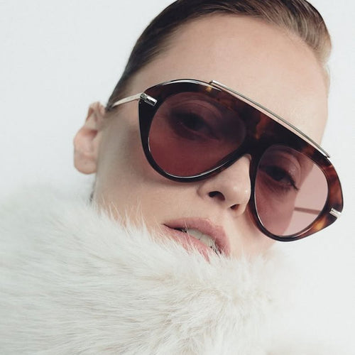 Dame solbrille i elegant heksagon-design Luvikno