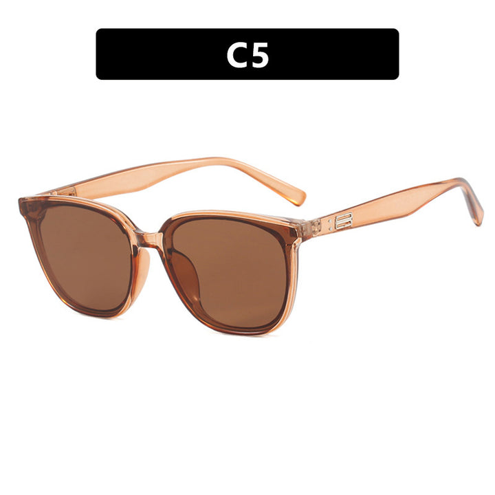 Dame elegant solbrille med trendy gjennomsiktig ramme Luvikno