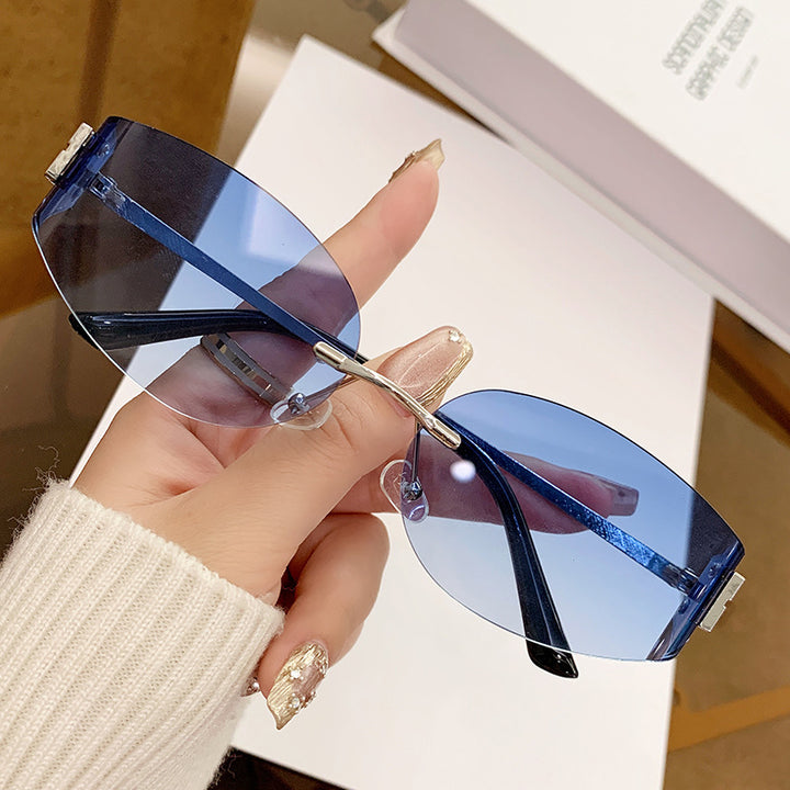 Dame sportlich pilot solbrille med beskyttende UV-filter og fleksibel ramme Luvikno