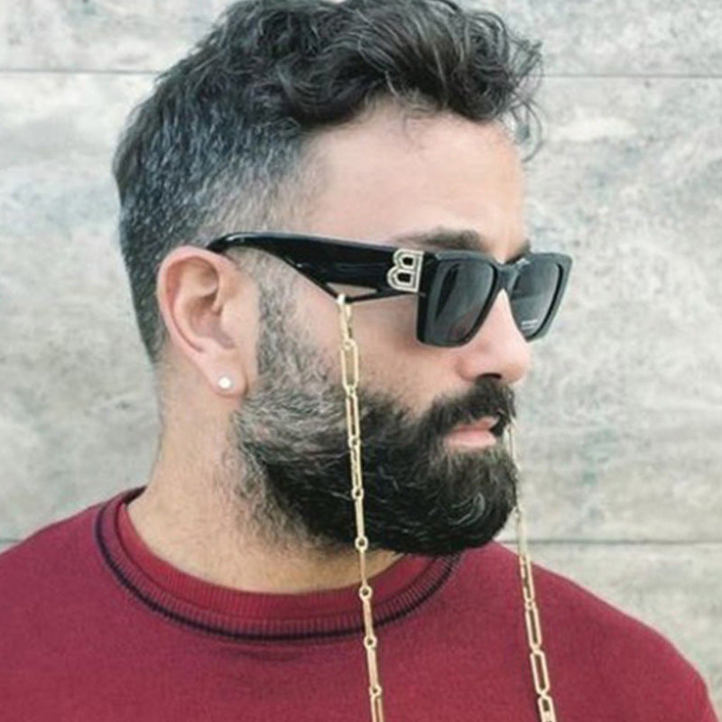 Dame moteriktig geometrisk solbrille med unike designelementer Luvikno
