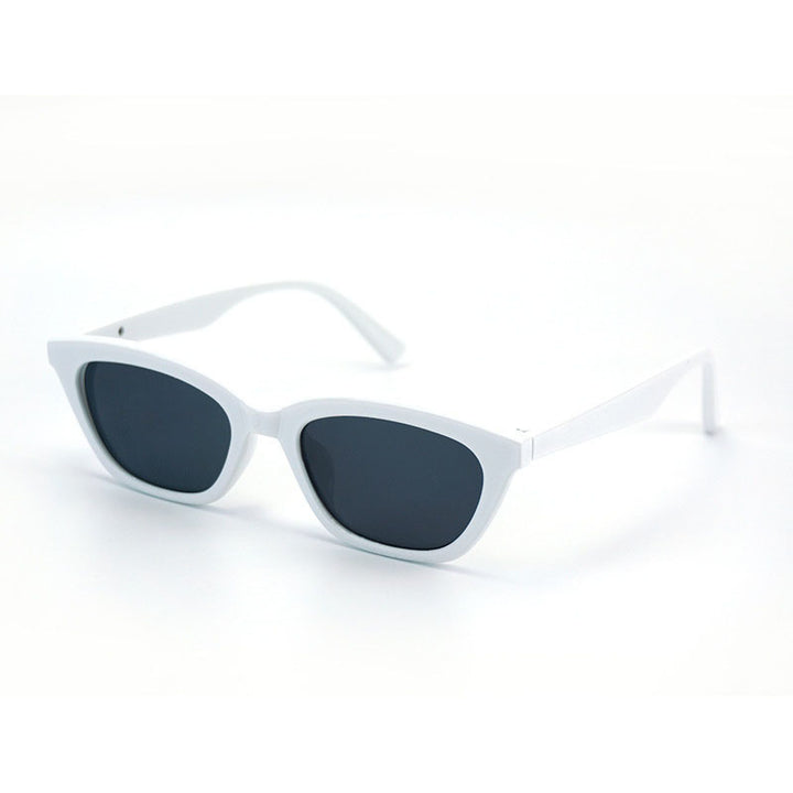 Damer Modische Cat-Eye Solbrille med elegant transparent ramme Luvikno